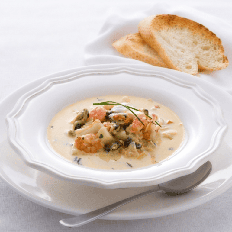 Easy Seafood Chowder Recipe