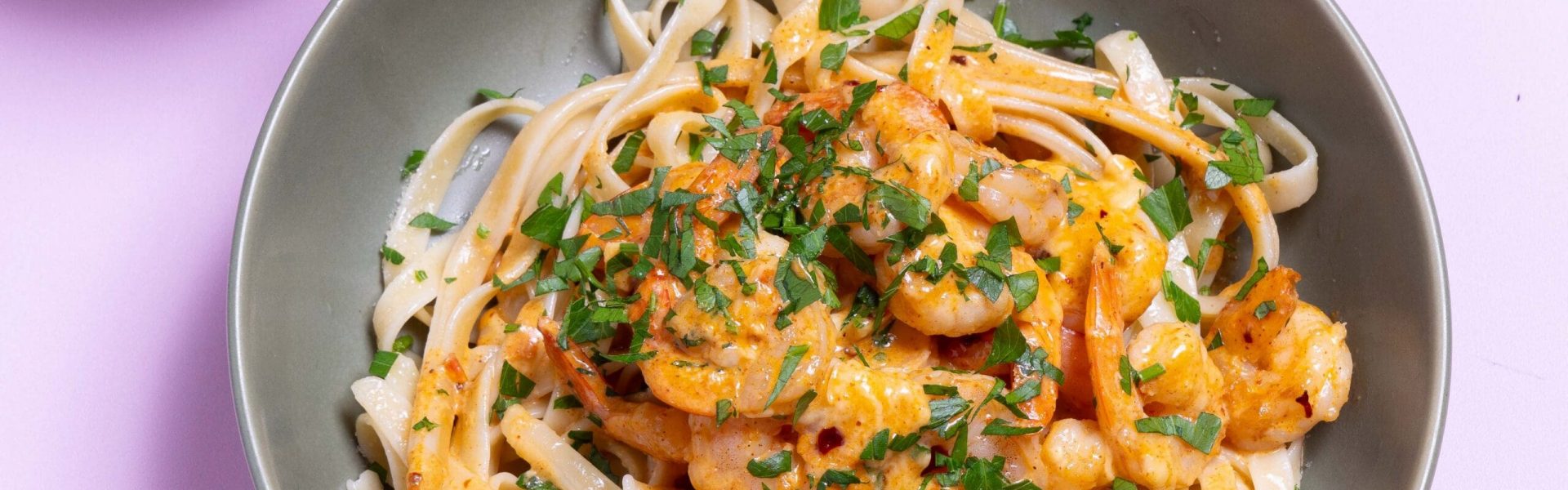 Creamy Garlic & Paprika Prawns with Pasta and Rocket